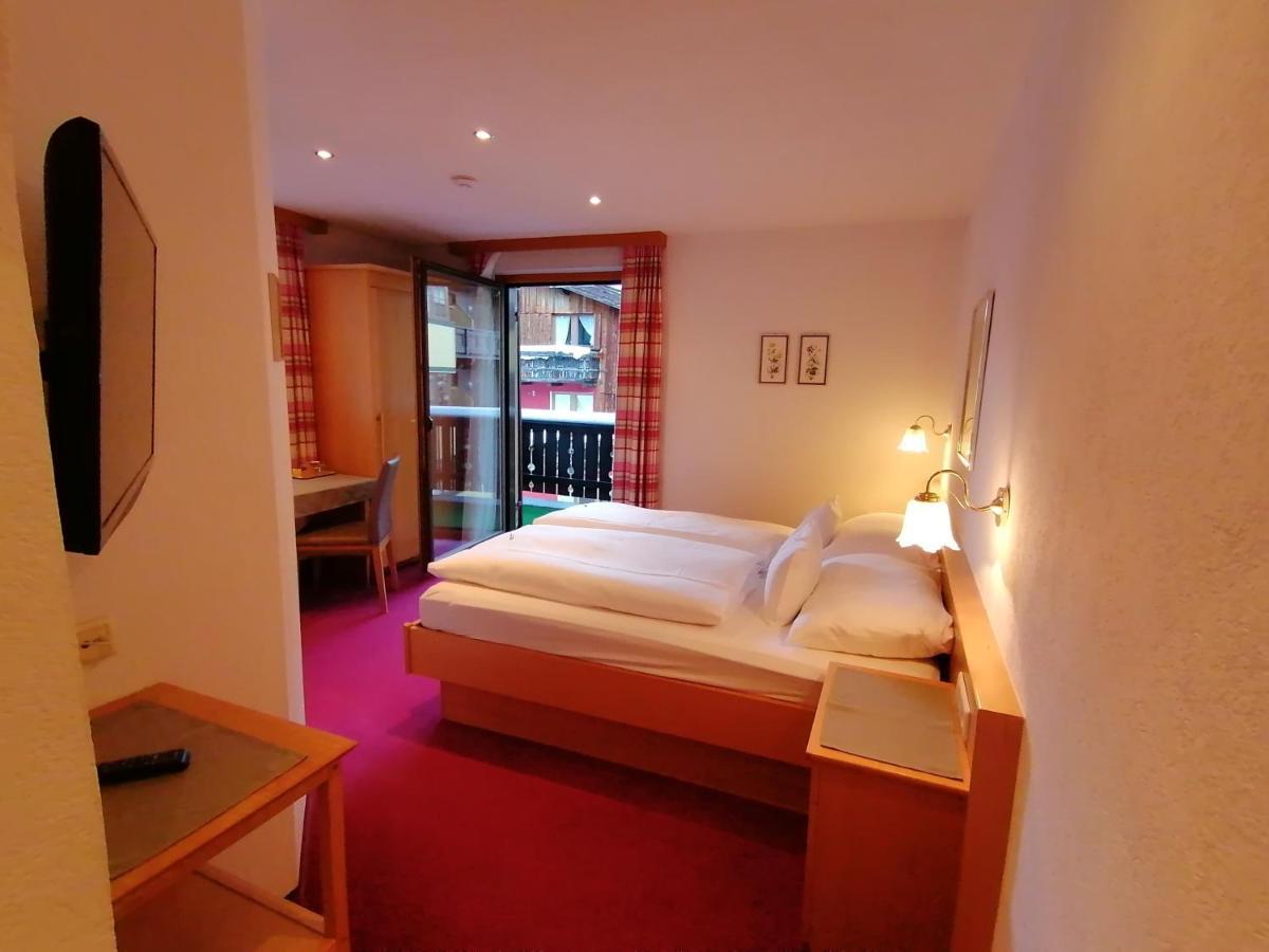 Haus Marion Haueis Hotel Sankt Anton am Arlberg Room photo